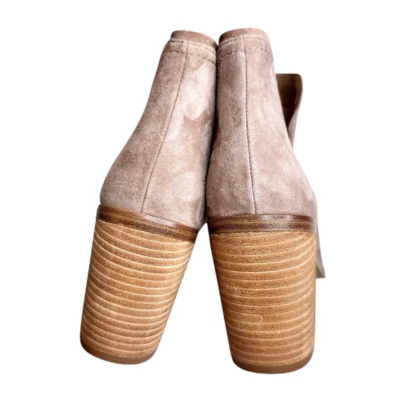 Steve Madden NEW Havannah Pointed Toe Cut-Out Booties Taupe Suede - Picture 11 of 16